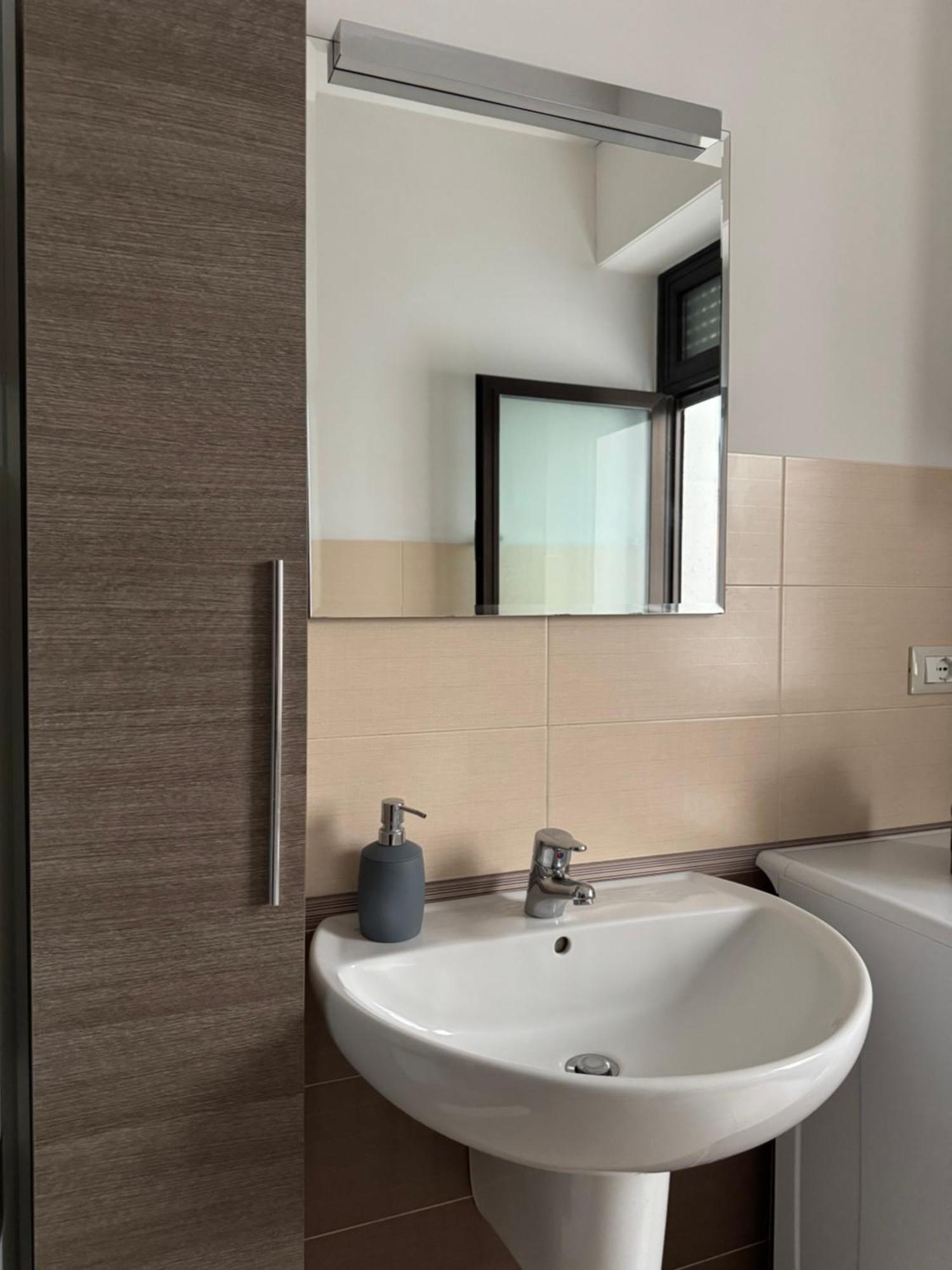 Casa Manthone - Luxrental Apartments Pescara Luaran gambar